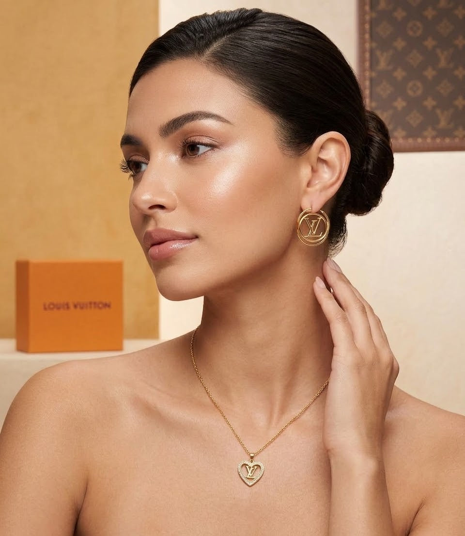 Collier Pendentif LV "Cœur Signature" - Acier Inoxydable Premium